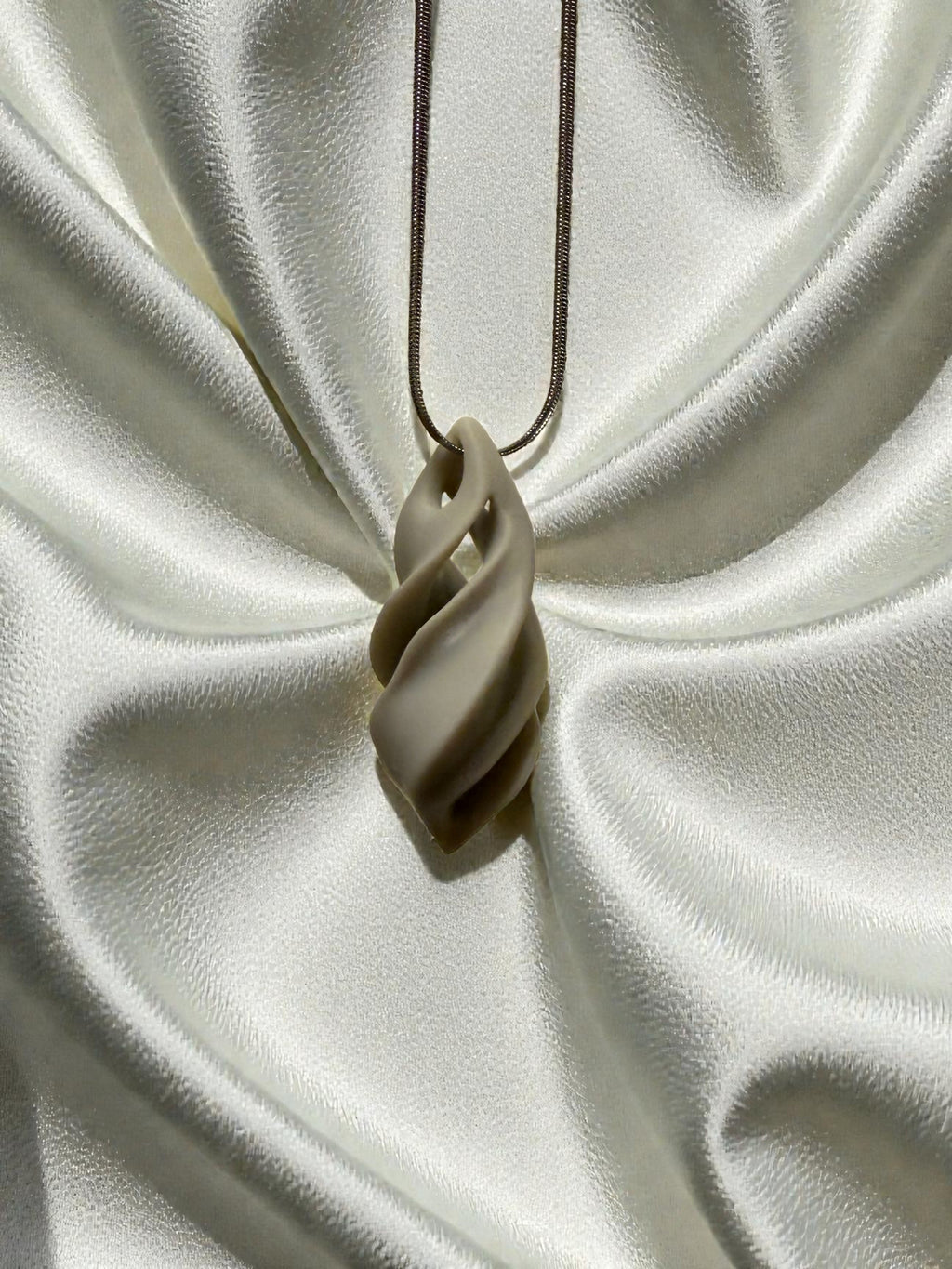 Helix Flow Necklace
